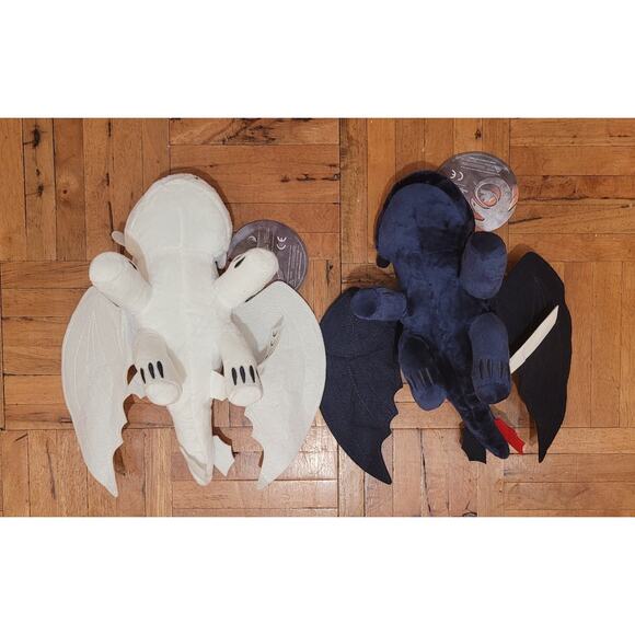 How Train Your Dragon Toothless Light Fury White Stuffed Animal Plush (2) 11 In - Picture 4 of 8